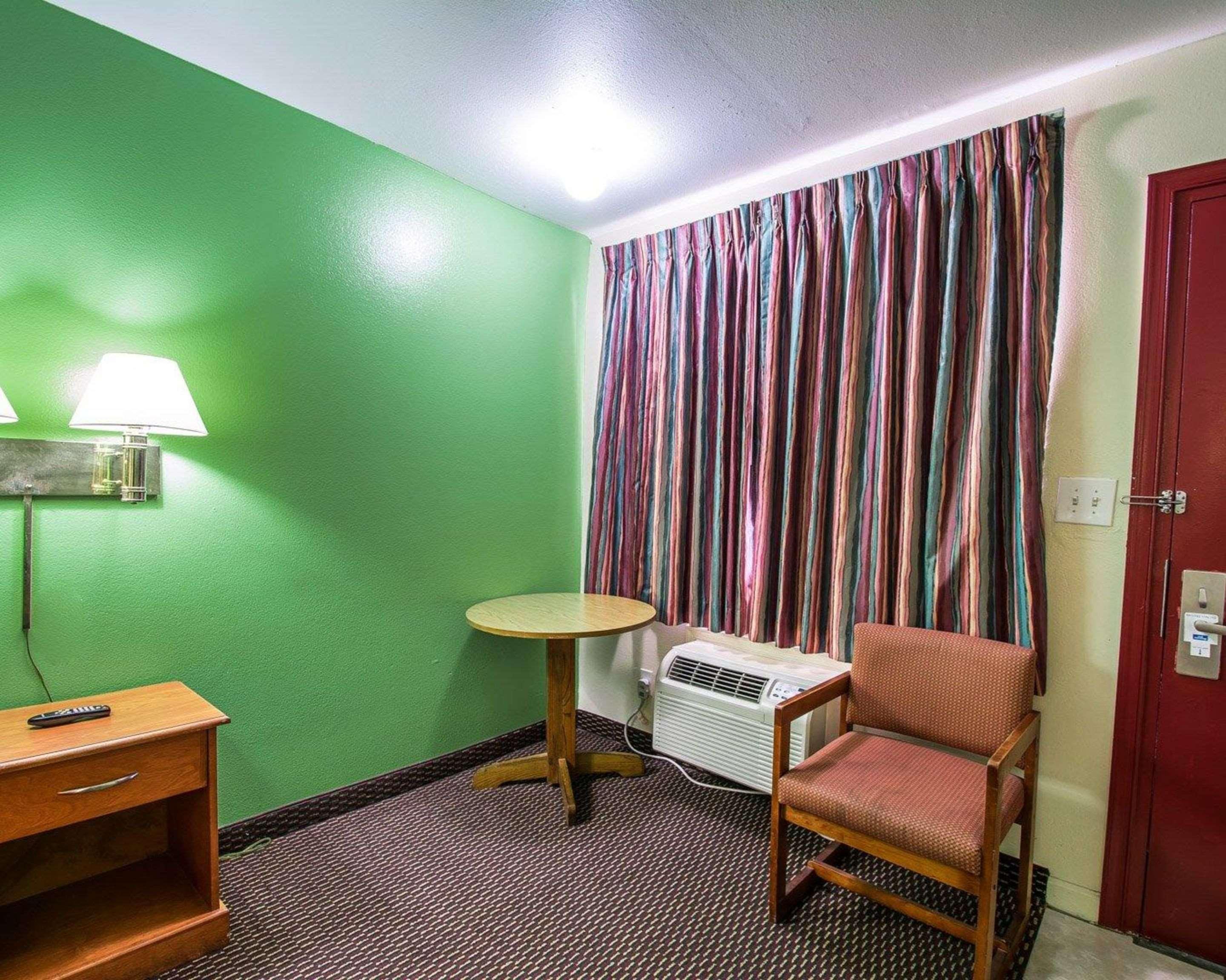 Rodeway Inn Fort Pierce I-95 Экстерьер фото