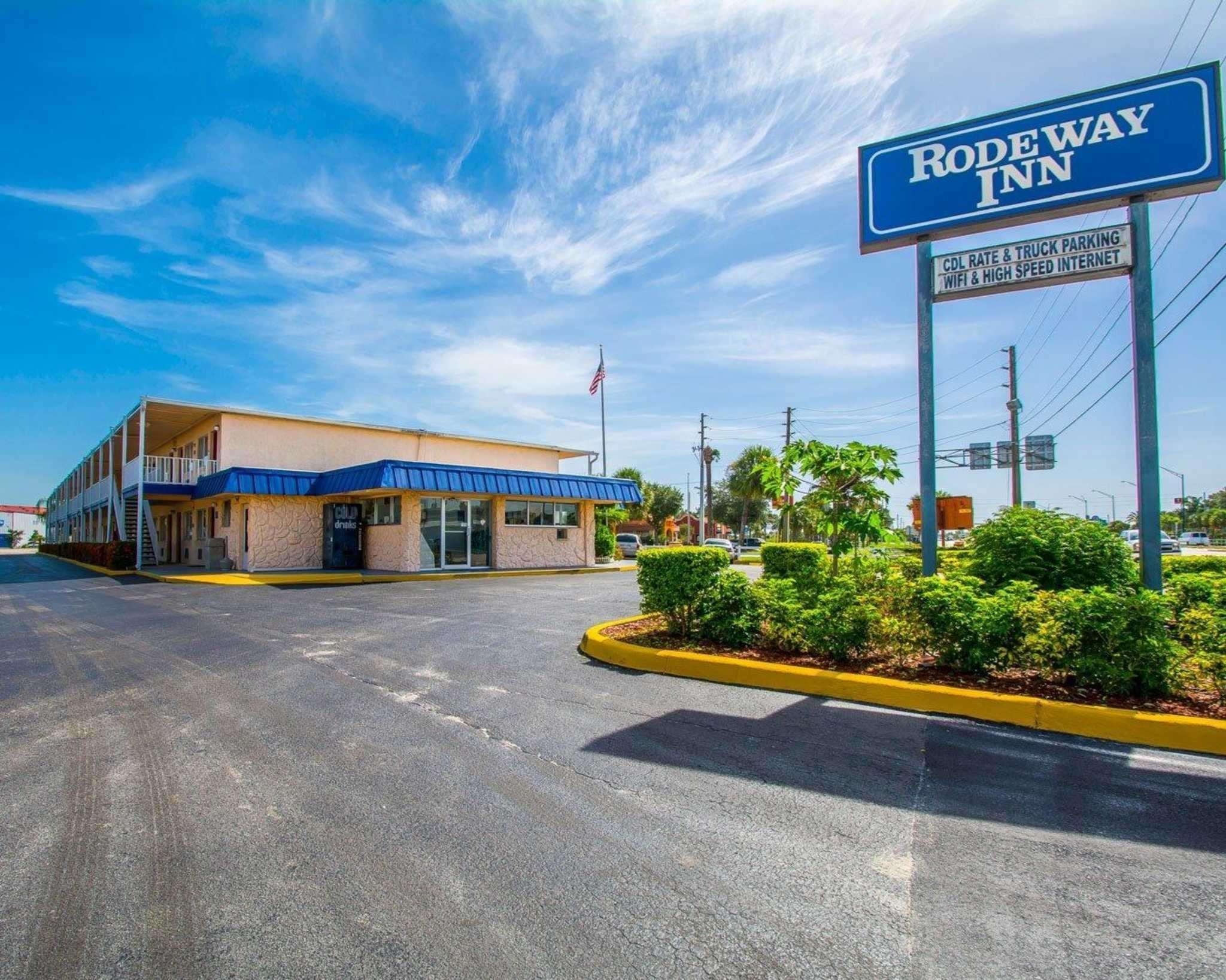 Rodeway Inn Fort Pierce I-95 Экстерьер фото